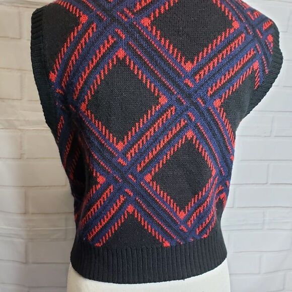 Vintage Style Black V Neck Knit Sweater Button Vest womens S Cropped Diamond - Picture 5 of 6